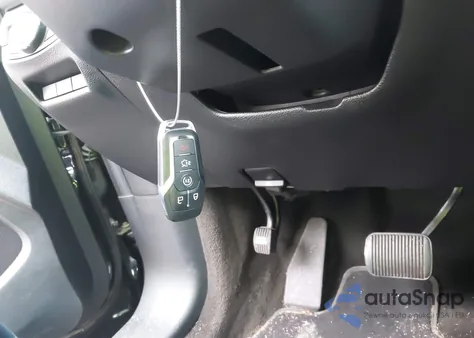 2016 Ford Explorer Platinum z USA, uszkodzony, nr VIN 1FM5K8HT6GGA65008